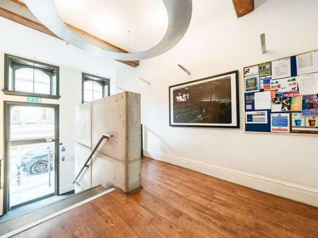 Flat for sale in City Centre, Georgia