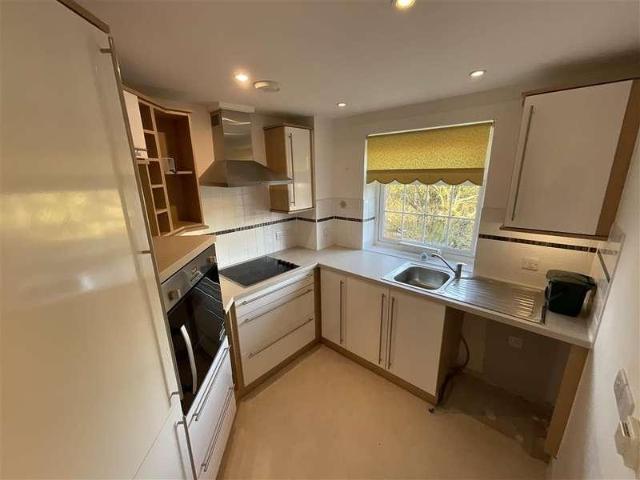 Flat for sale in Ongar, Epping
