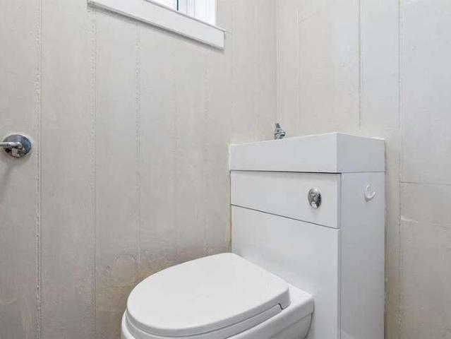 Flat for sale in Oxenden, The Bridge