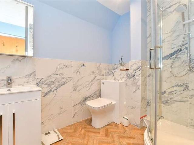 Flat for sale in Littlehampton, Arun