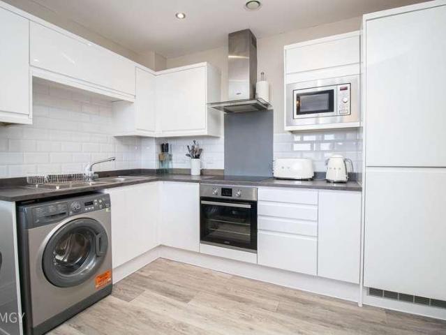Flat for sale in Cardiff City Centre, Cardiff