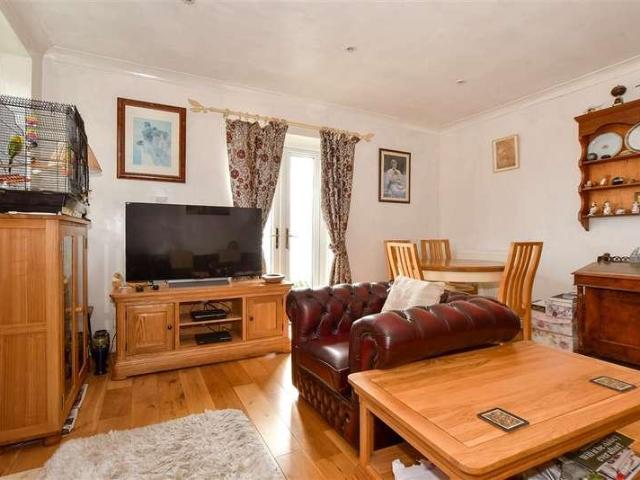 Flat for sale in Isle Of Wight