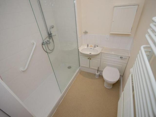 Flat for sale in Feckenham, City Of Bristol