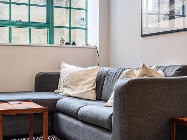 Flat for sale in Old Ford, Greater London