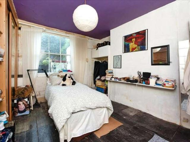 Flat for sale in Hammersmith, Greater London