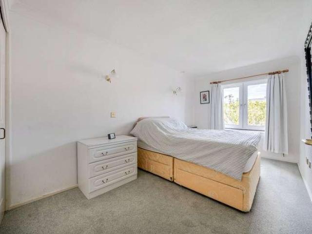 Flat for sale in Guildford Park, Westborough