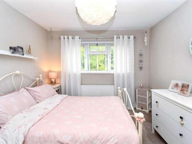 Flat for sale in Eastbourne, East Sussex