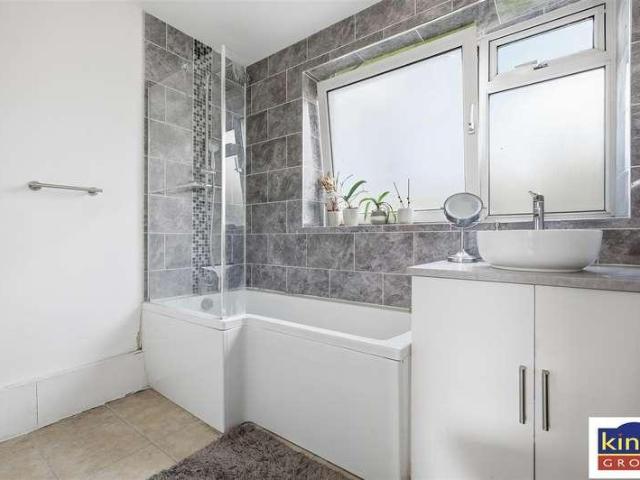 Flat for sale in Greater London