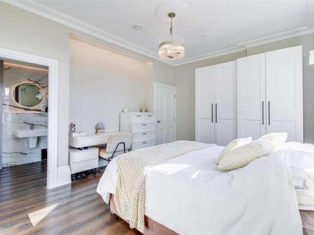 Flat for sale in Walton, Wakefield