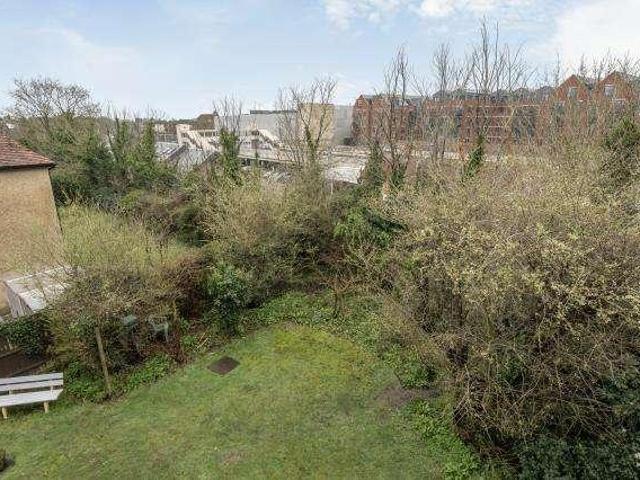 Flat for sale in Enborne, West Berkshire