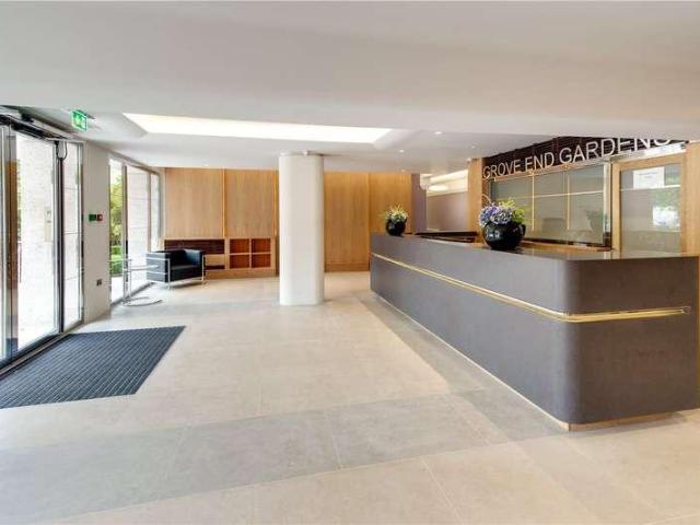 Flat for sale in St. John's Wood, Greater London