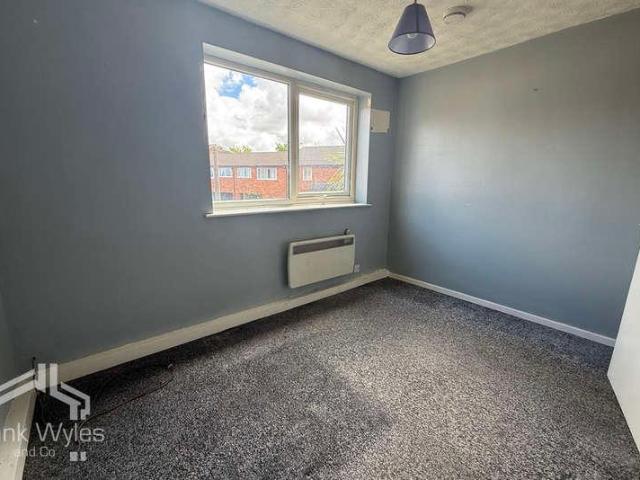 Flat for sale in Lytham, Lancashire