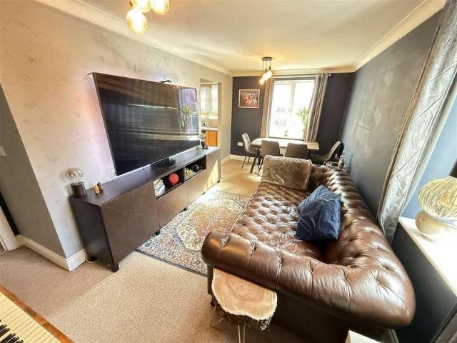 Flat for sale in Hunderton, Lower Bullingham