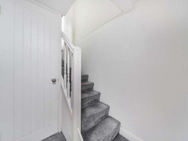 Flat for sale in Ewens Farm, Golden Valley