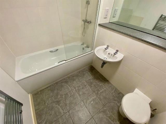 Flat for sale in Eastern Green, West Midlands
