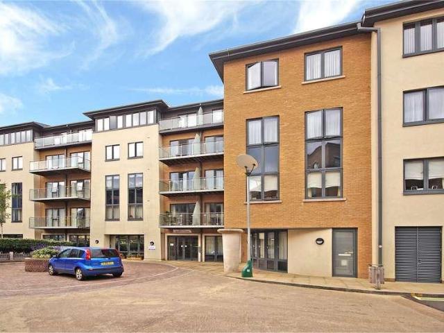 Flat for sale in Fordington, East Dorset