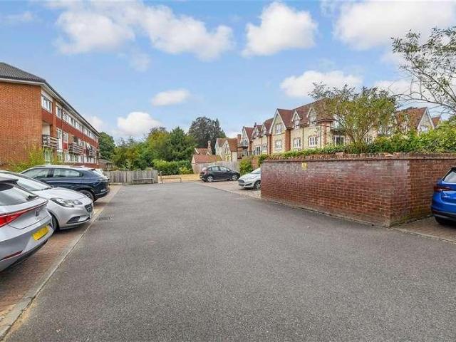 Flat for sale in Meadvale, Red Hill