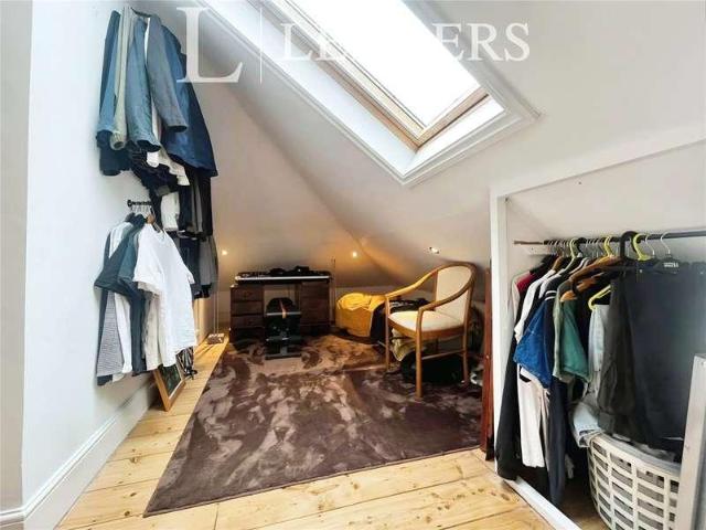 Flat for sale in Brunswick