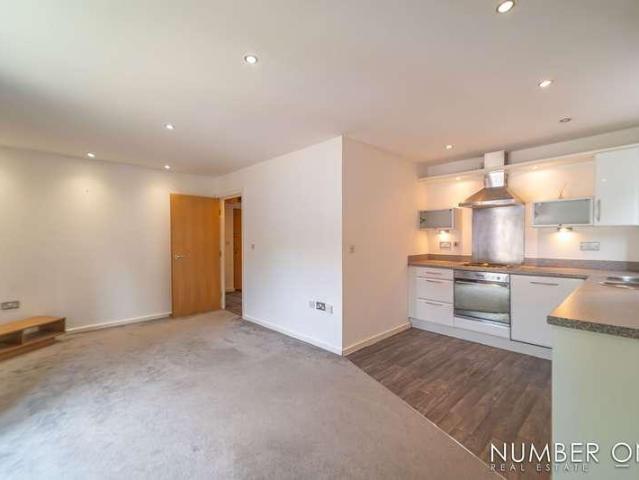 Flat for sale in Caerleon, Wales