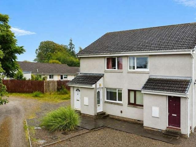 Flat for sale in Lentran, Scotland
