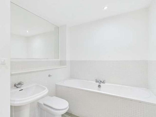 Flat for sale in Flookburgh