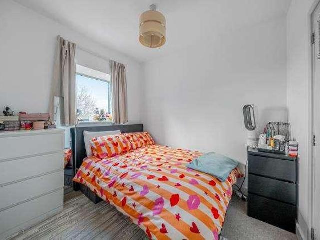 Flat for sale in The Slade, Oxfordshire