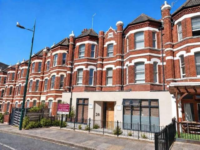 Flat for sale in West Cliff, Bournemouth