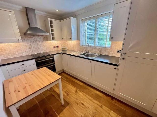 Flat for sale in Wiltshire