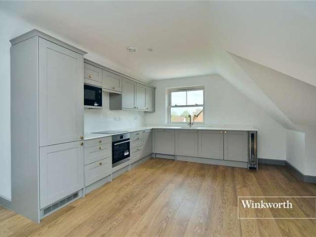 Flat for sale in Greater London