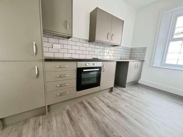 Flat for sale in Cowlease, Ventnor