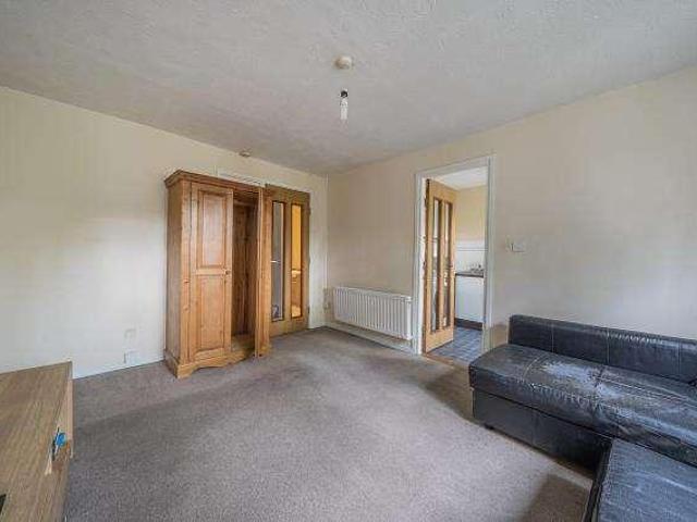 Flat for sale in Berrick Salome, Oxfordshire
