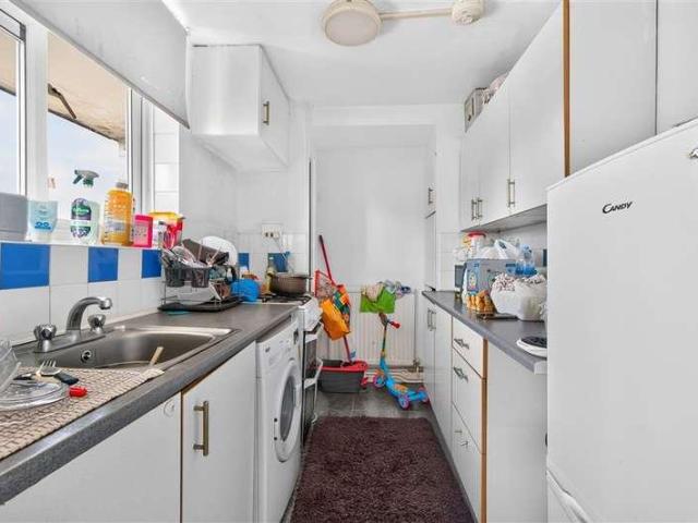 Flat for sale in London Borough of Redbridge, Greater London