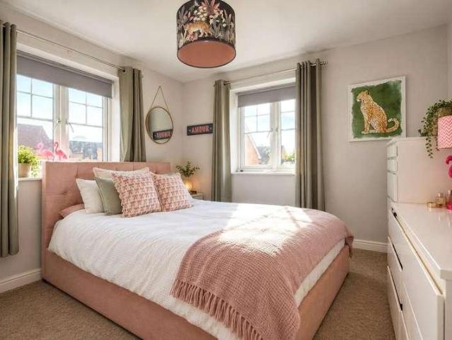 Flat for sale in Anstey, East Hampshire