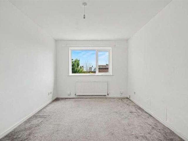 Flat for sale in Attenborough, East Midlands