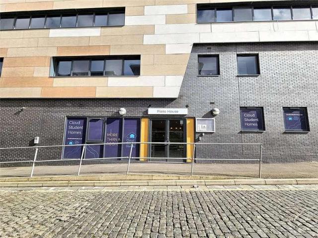 Flat for sale in Liverpool, Islington
