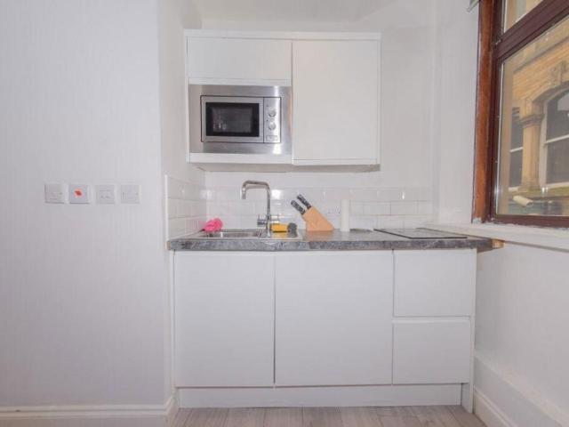 Flat for sale in West Yorkshire