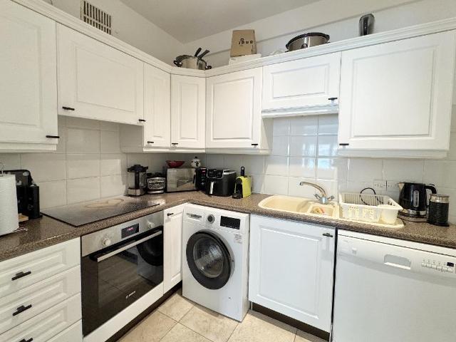 Flat for sale in West Cliff, Bournemouth