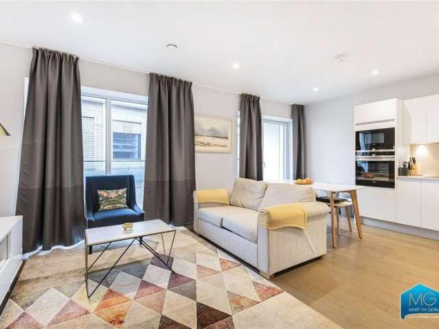 Flat for sale in Barnsbury, Greater London