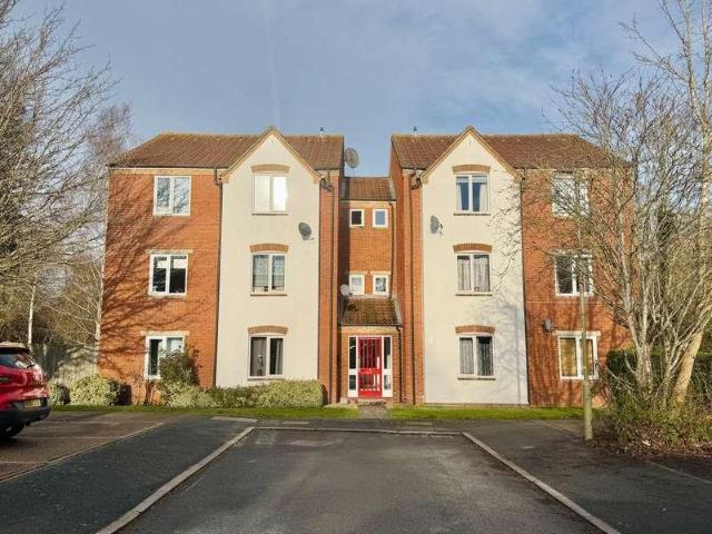 Flat for sale in Berrick Salome, Oxfordshire