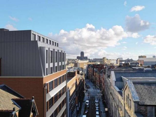 Flat for sale in Calderstones