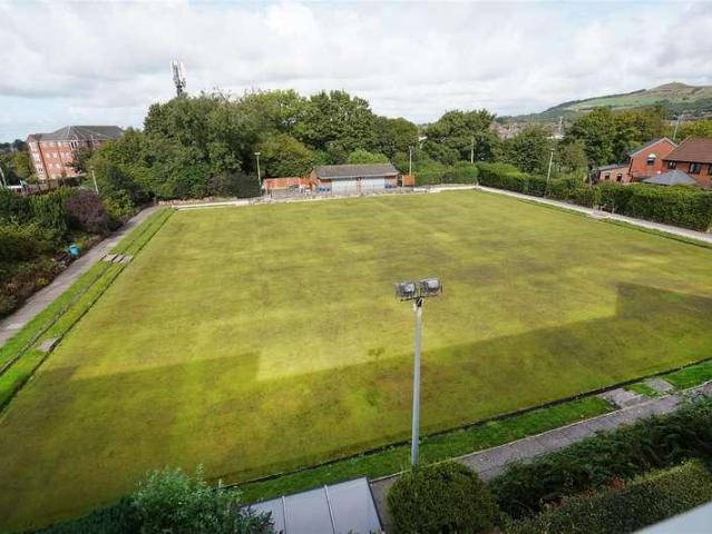 Flat for sale in Middlebrook, Lee Bank