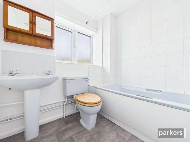 Flat for sale in Reading West, Reading