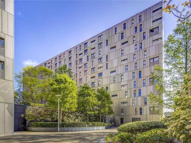Flat for sale in Pimlico, Greater London