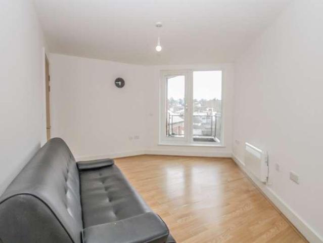 Flat for sale in Hendon Central, Greater London