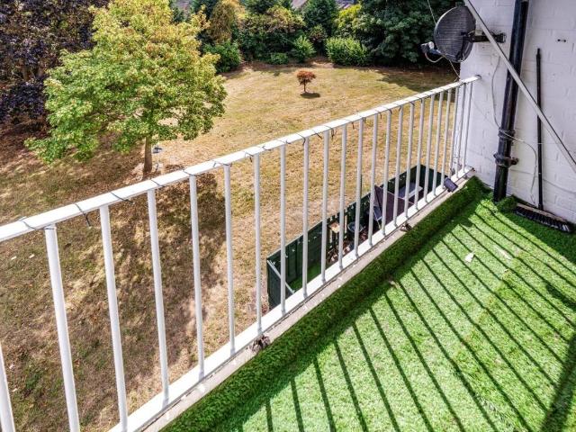 Flat for sale in Ecclesfield, South Yorkshire