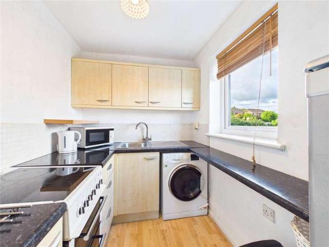 Flat for sale in Primsland, Crookhill