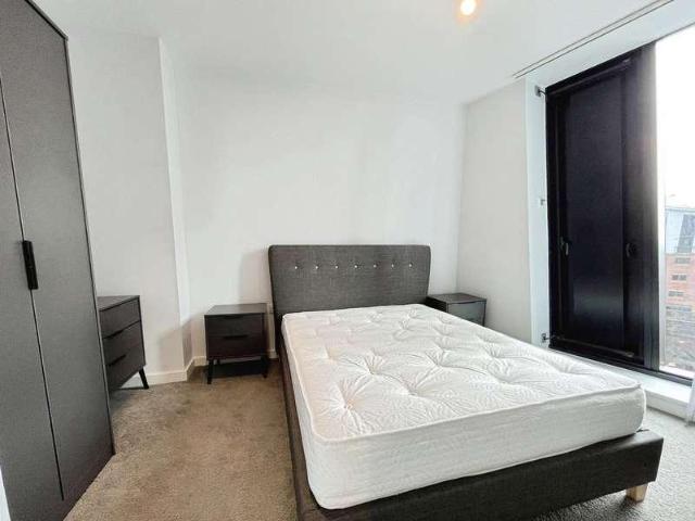 Flat for sale in Petersfield, Manchester