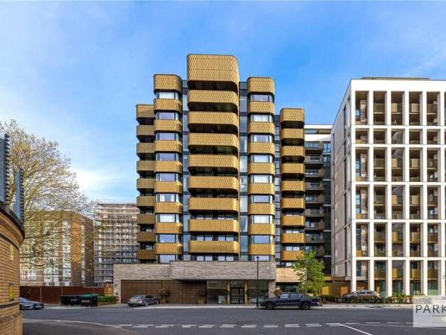 Flat for sale in St. John's Wood, Greater London