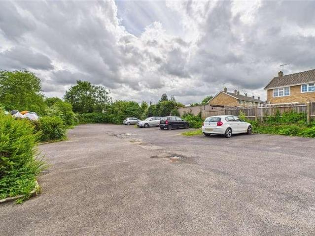 Flat for sale in Glynde, West Sussex