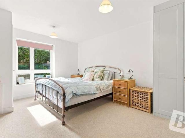 Flat for sale in Moulsham, Chelmsford